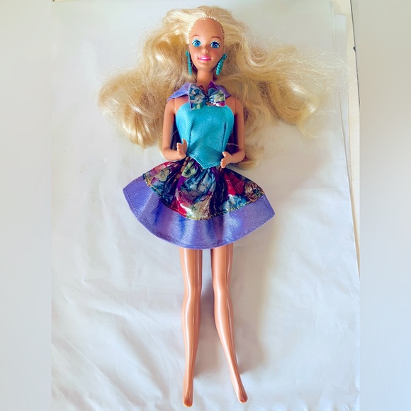 Barbie - Picture 2 of 10